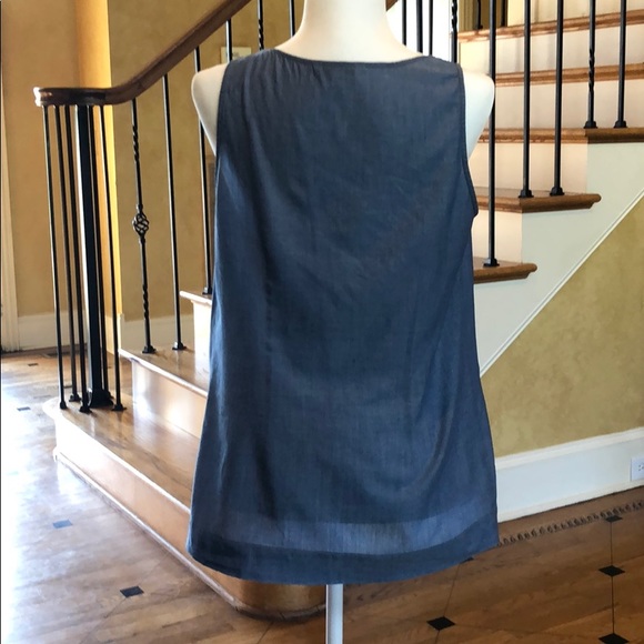 Cabi Chambray Denim Sleeveless Blouse - Picture 2 of 6